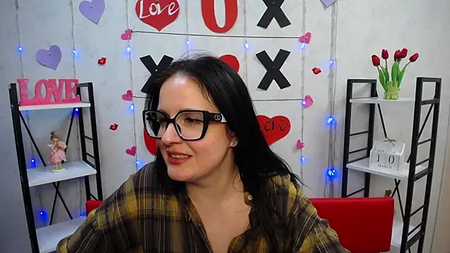 Snapshot of TayaBoret chatting on 03/11/25, 03:48 TayaBoret online show from 03/11/25, 03:48