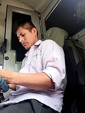 alexchir4 online show from 09/11/25, 07:36