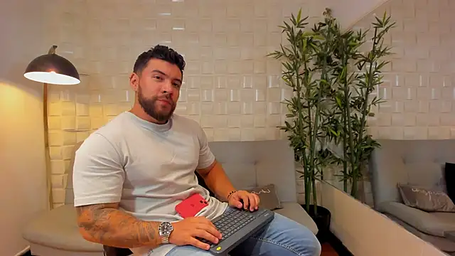  dreammr1  online show from 01/14/25, 10:34