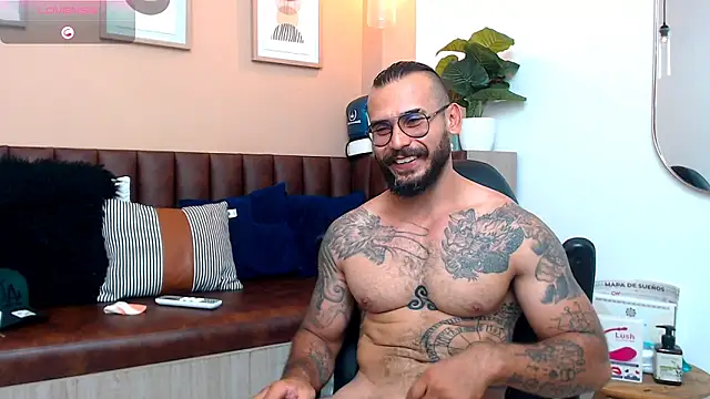 hanz col online show from 03/12/25, 06:11