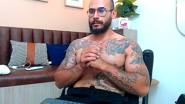 hanz col online show from 03/17/25, 02:01