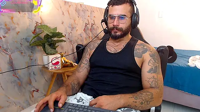 hanz col online show from 09/15/25, 08:53