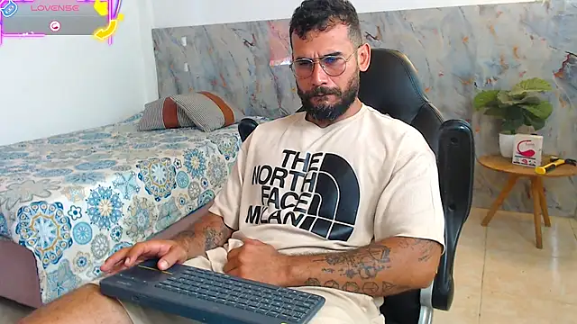 hanz col online show from 10/27/25, 02:43