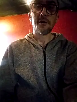 Joss046 online show from 05/06/26, 02:44