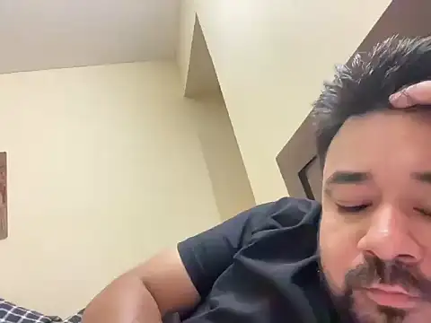 Snapshot of coolboy6566 chatting on 10/29/25, 06:42 coolboy6566 online show from 10/29/25, 06:42