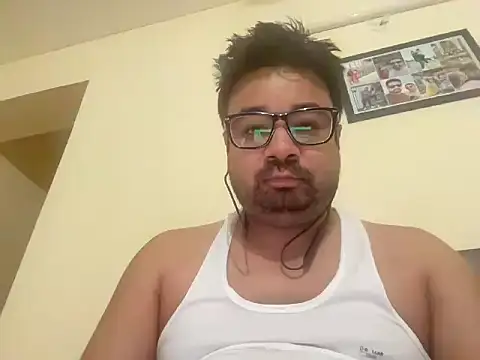 coolboy6566 online show from 06/07/26, 08:23