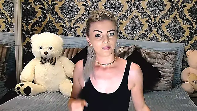 Aly girl1 online show from 02/28/25, 10:09