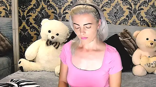 Aly girl1 online show from 03/15/25, 10:46