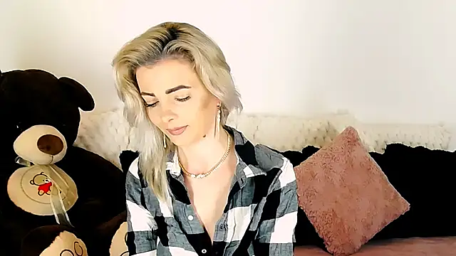 Aly girl1 online show from 01/18/26, 01:37