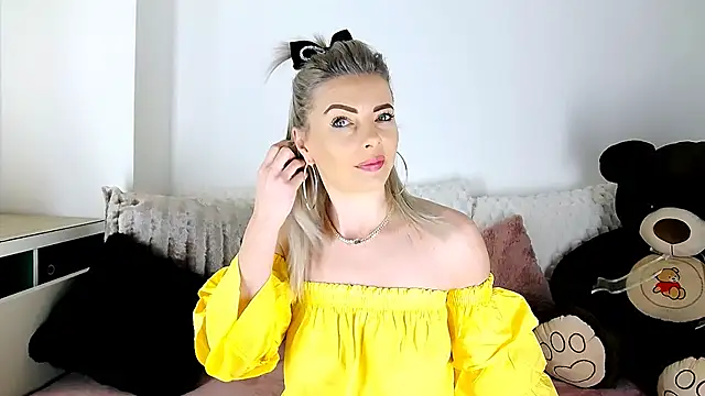 Aly girl1 online show from 03/24/26, 10:31