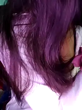 Snapshot of Reena_Singh53 chatting on 01/09/25, 10:31 Reena Singh53 online show from 01/09/25, 10:31