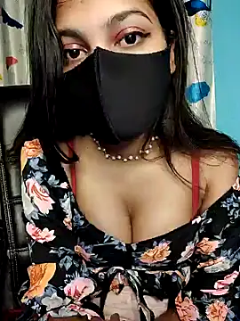 Snapshot of Reena_Singh53 chatting on 01/31/25, 01:56 Reena Singh53 online show from 01/31/25, 01:56