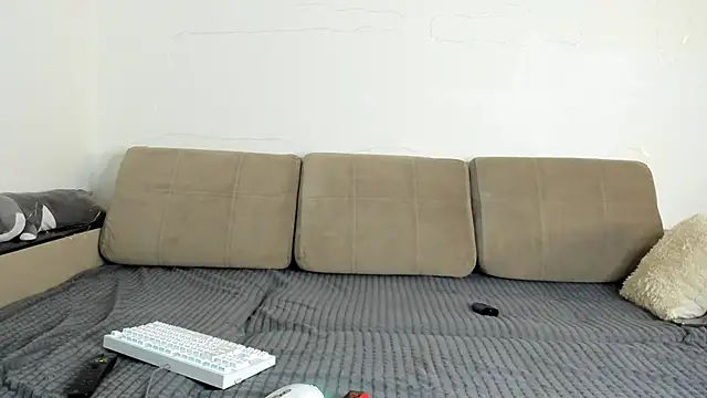 Ian Connery online show from 01/03/25, 03:55