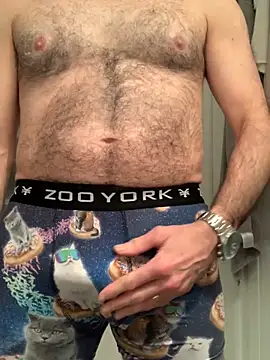 Snapshot of MaxVain chatting on 03/05/25, 02:57 MaxVain online show from 03/05/25, 02:57