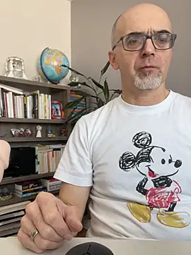 MaxVain online show from 02/21/26, 04:08