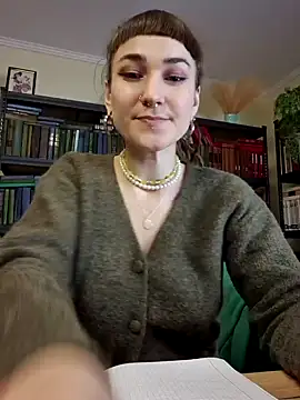 FoxRineHelen online show from 02/12/25, 02:32