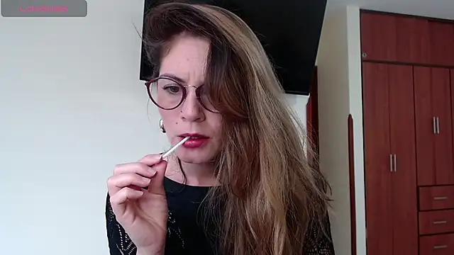 Snapshot of Hanny_24 chatting on 12/21/24, 09:25 Hanny 24 online show from 12/21/24, 09:25