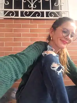 Snapshot of Hanny_24 chatting on 02/18/25, 07:09 Hanny 24 online show from 02/18/25, 07:09