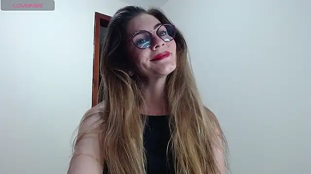 Snapshot of Hanny_24 chatting on 03/02/25, 02:41 Hanny 24 online show from 03/02/25, 02:41