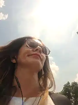 Snapshot of Hanny_24 chatting on 03/08/25, 06:16 Hanny 24 online show from 03/08/25, 06:16