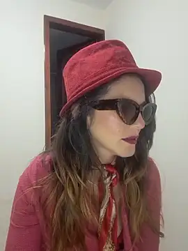 Snapshot of Hanny_24 chatting on 10/10/25, 03:16 Hanny 24 online show from 10/10/25, 03:16