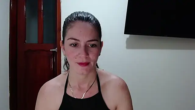 Snapshot of Hanny_24 chatting on 07/15/26, 11:04 Hanny 24 online show from 07/15/26, 11:04
