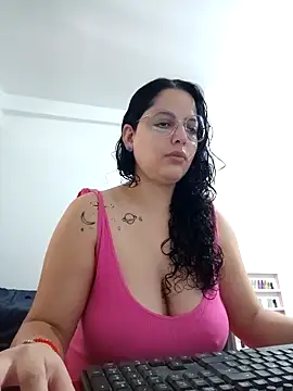 babyluna939 online show from 04/26/26, 05:21