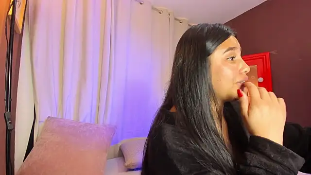 Little Ivy online show from 02/23/26, 07:22