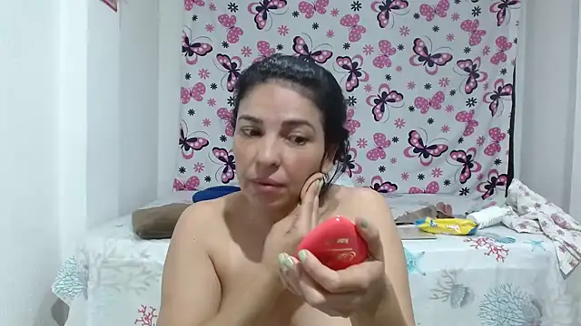 anybellucci43 online show from 01/19/25, 11:00