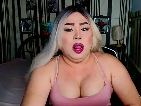 Snapshot of Reginex chatting on 02/25/26, 06:34 Reginex online show from 02/25/26, 06:34