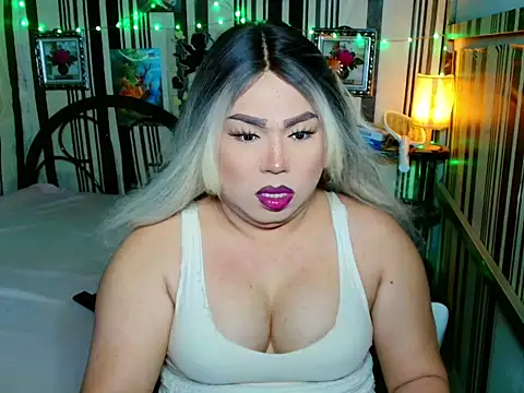 Snapshot of Reginex chatting on 02/28/26, 07:20 Reginex online show from 02/28/26, 07:20