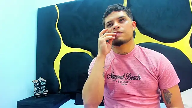 MelissaAndZeuss online show from 02/26/25, 04:47