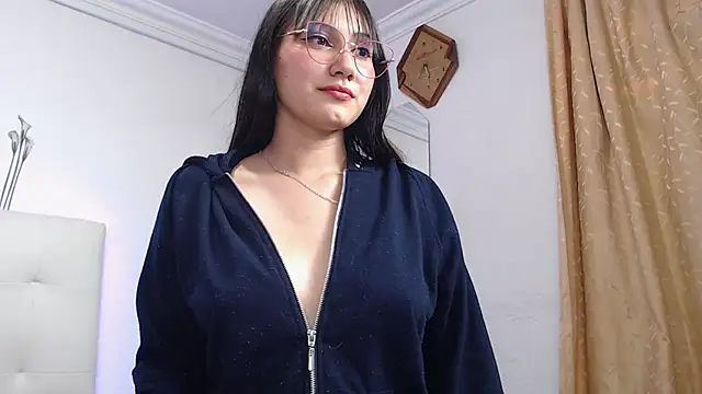 Chloe Brownx online show from 03/10/25, 06:56