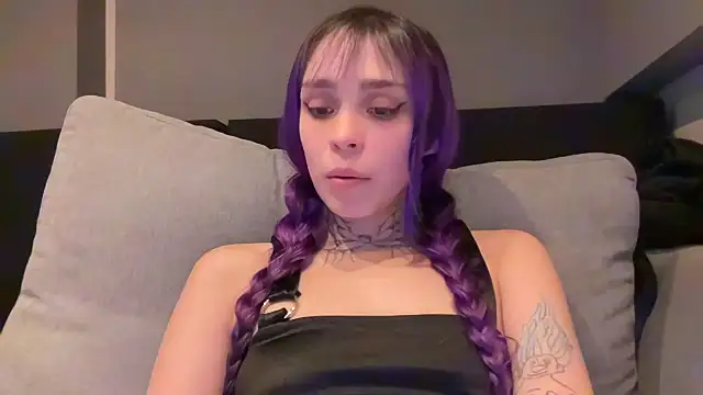 Snapshot of loletabb chatting on 10/09/25, 12:30 loletabb online show from 10/09/25, 12:30