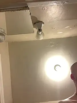 Snapshot of blondeandthick chatting on 12/26/24, 03:27 blondeandthick online show from 12/26/24, 03:27