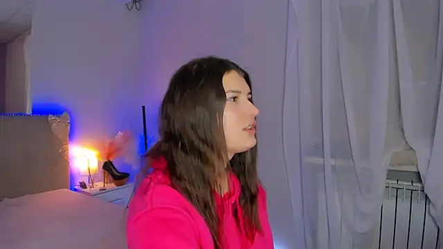 Laura Leee online show from 02/12/26, 06:08