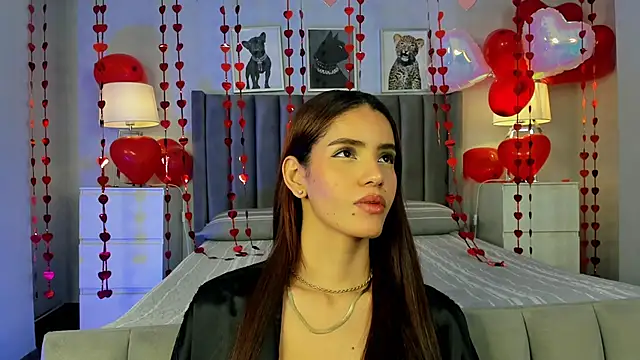 Snapshot of Madie__collins chatting on 02/08/25, 03:10 Madie collins online show from 02/08/25, 03:10