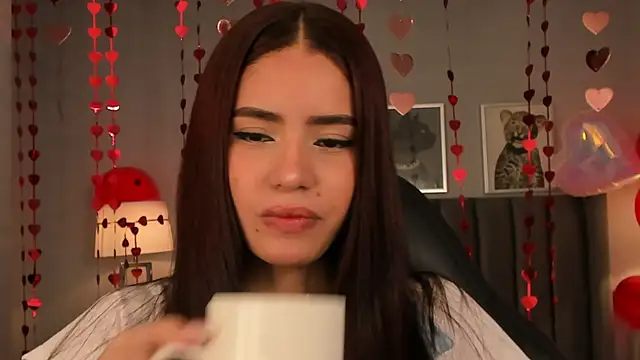 Snapshot of Madie__collins chatting on 02/12/25, 11:40 Madie collins online show from 02/12/25, 11:40