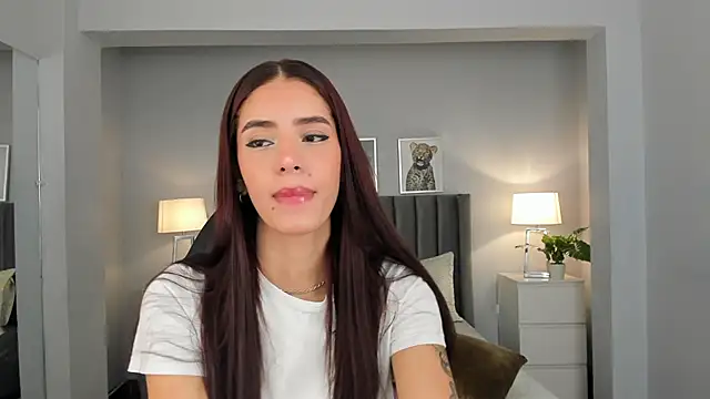 Snapshot of Madie__collins chatting on 02/19/25, 10:56 Madie collins online show from 02/19/25, 10:56