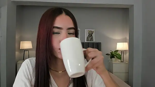 Snapshot of Madie__collins chatting on 03/21/25, 11:44 Madie collins online show from 03/21/25, 11:44