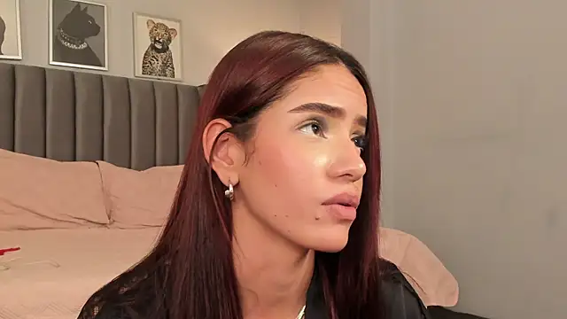 Snapshot of Madie__collins chatting on 03/21/25, 05:56 Madie collins online show from 03/21/25, 05:56