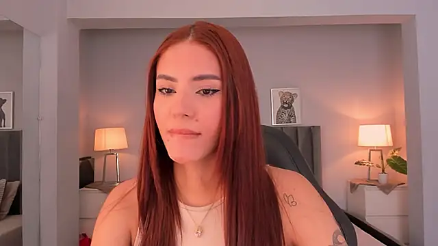 Snapshot of Madie__collins chatting on 09/14/25, 10:36 Madie collins online show from 09/14/25, 10:36