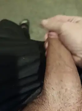 Snapshot of casper0303 chatting on 02/08/25, 02:04 casper0303 online show from 02/08/25, 02:04