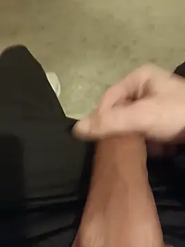 Snapshot of casper0303 chatting on 02/28/25, 11:58 casper0303 online show from 02/28/25, 11:58