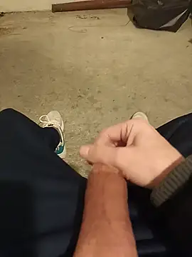 Snapshot of casper0303 chatting on 03/02/25, 07:56 casper0303 online show from 03/02/25, 07:56