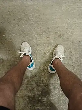 Snapshot of casper0303 chatting on 09/20/25, 01:45 casper0303 online show from 09/20/25, 01:45