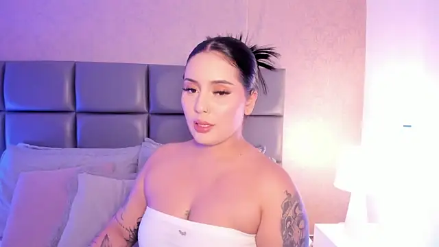 SpicySugar  online show from 05/01/26, 08:02
