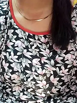 Urmila bhabhii online show from 03/22/25, 02:59