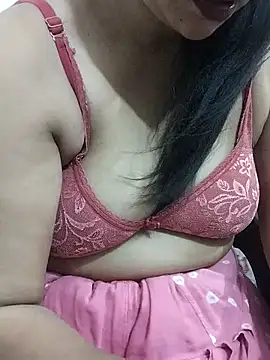 Snapshot of Urmila_bhabhii chatting on 06/12/26, 03:11 Urmila bhabhii online show from 06/12/26, 03:11