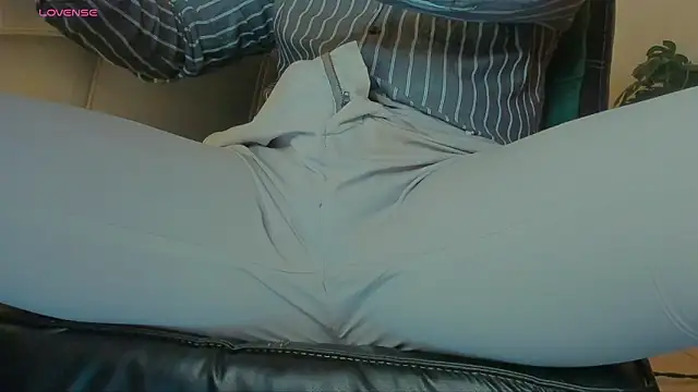 MrLonely02 online show from 01/03/25, 04:22